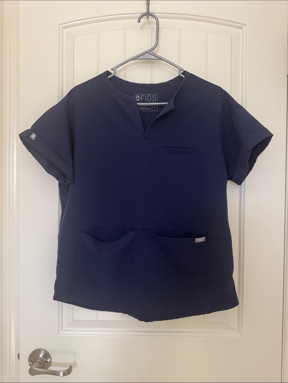 Figs Navy Short-Sleeve Women’s Scrub Tee